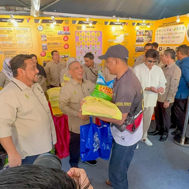 Perak SADC Anjur Jualan Rahmah Sempena Majlis Pembentangan Laporan Kemajuan Tahun Kedua Perak Sejahtera 2030