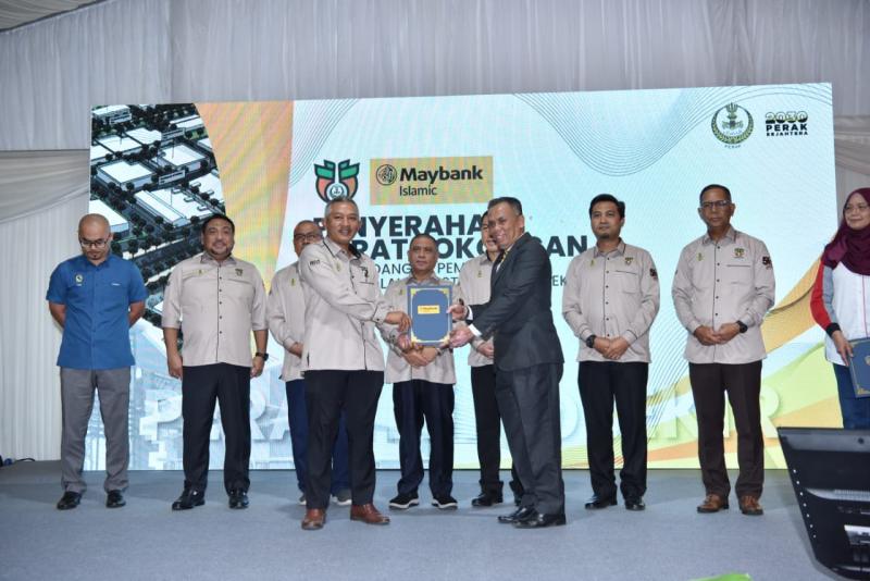 KEMUDAHAN TAMAN INDUSTRI HALAL PERAK (PERAK HIP) DI LALUAN LEBUHRAYA WCE @ LEKIR